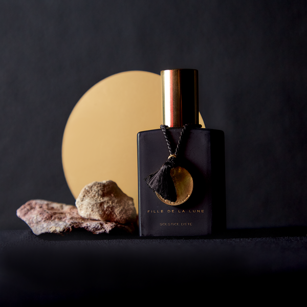 paper moon - artisan perfume oil – SIXTEEN92